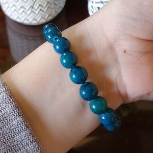Blue beaded elastic bracelet